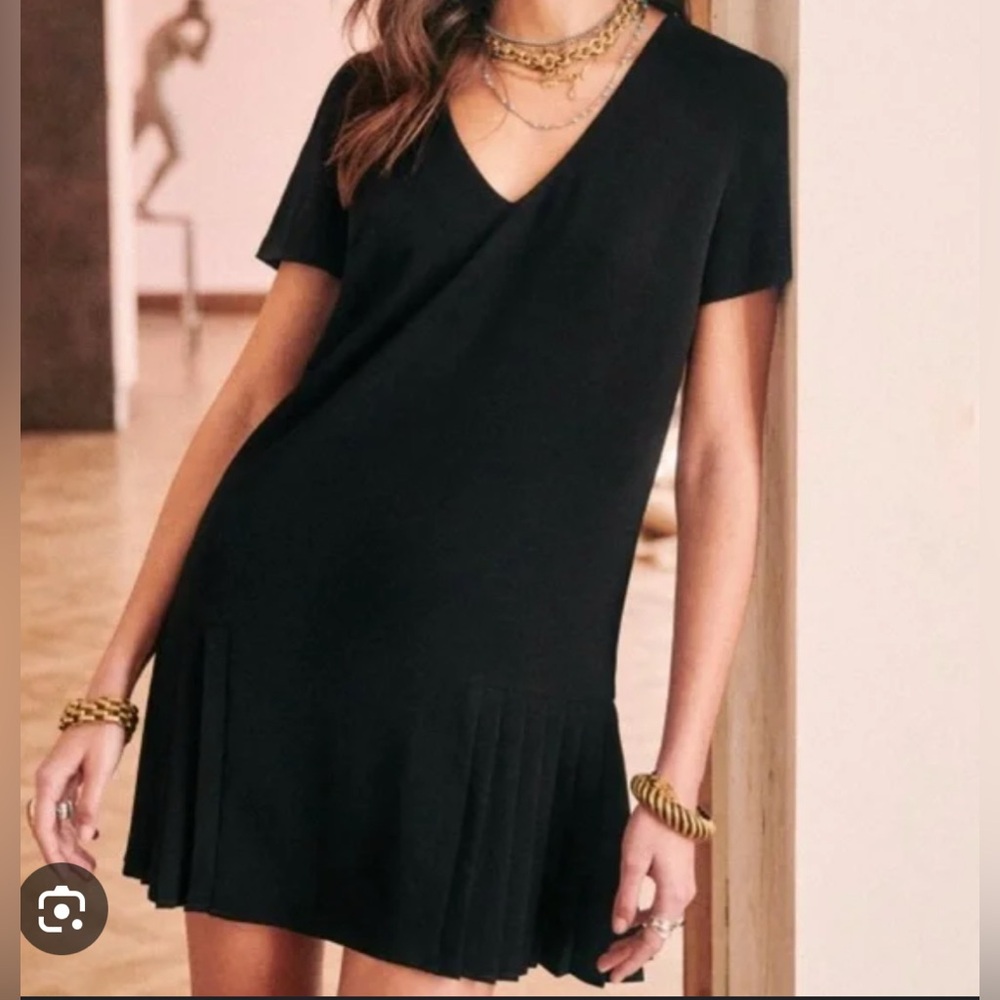 Sézane Black Pleated Dress